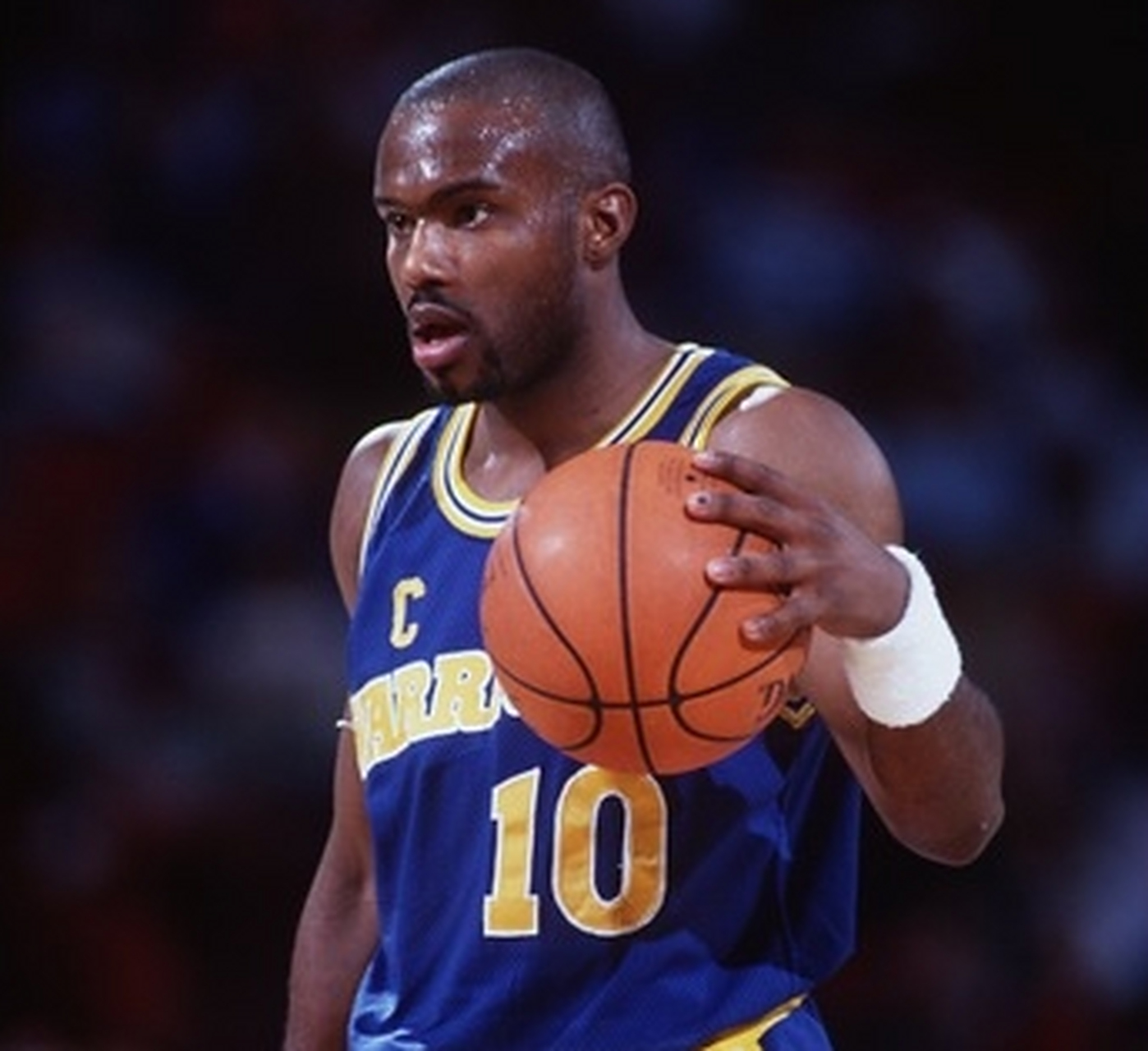 蒂姆回归赛场，关键助攻首场状态亮眼，切尔西观众沸腾！的简单介绍