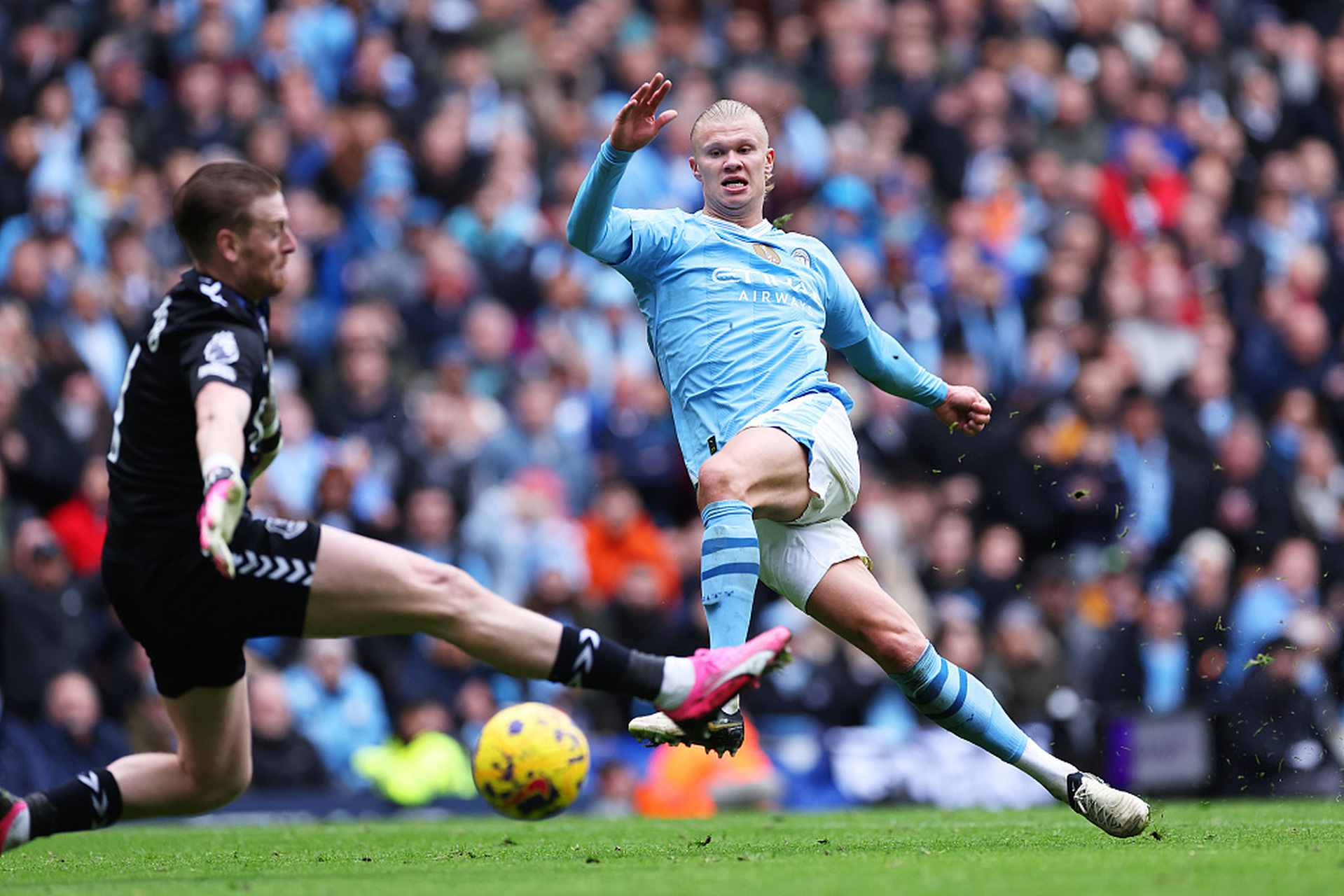 哈兰德在塞尔维亚队比赛中战术调整,精彩发挥引发热议!的简单介绍 哈兰德在塞尔维亚队比赛中战术调整,精彩发挥引发热议!的简单介绍